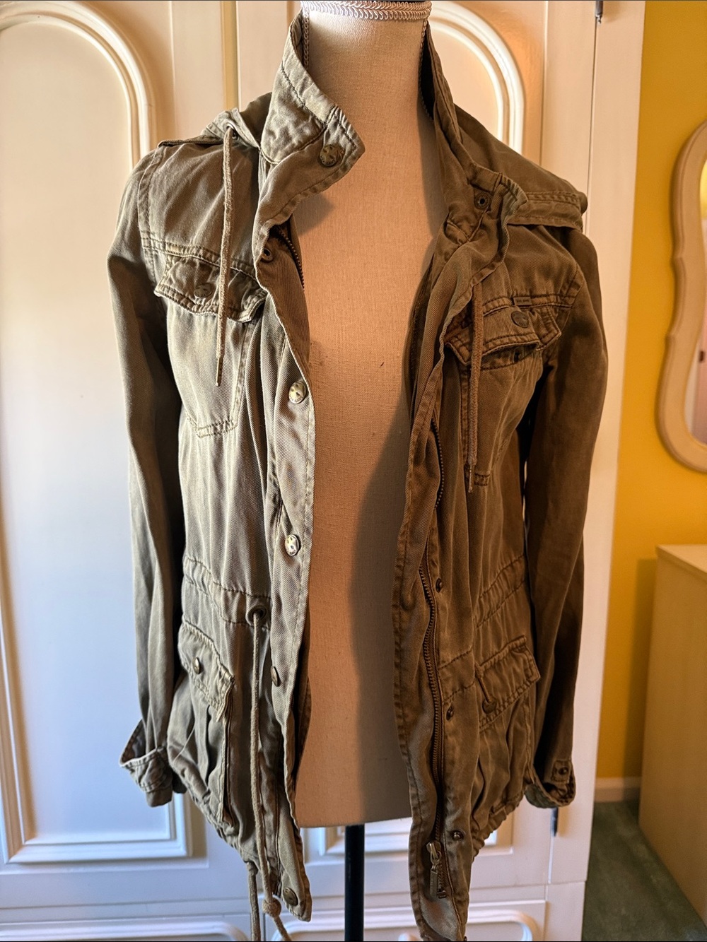 Max Jeans Women’s Utility Jacket - Olive Green- small